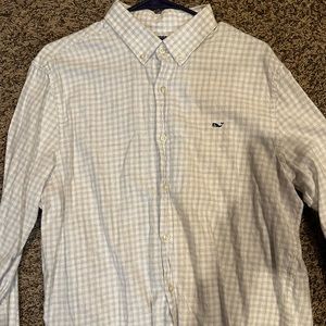 Vineyard Vines Button-Up Longsleeve Shirt!